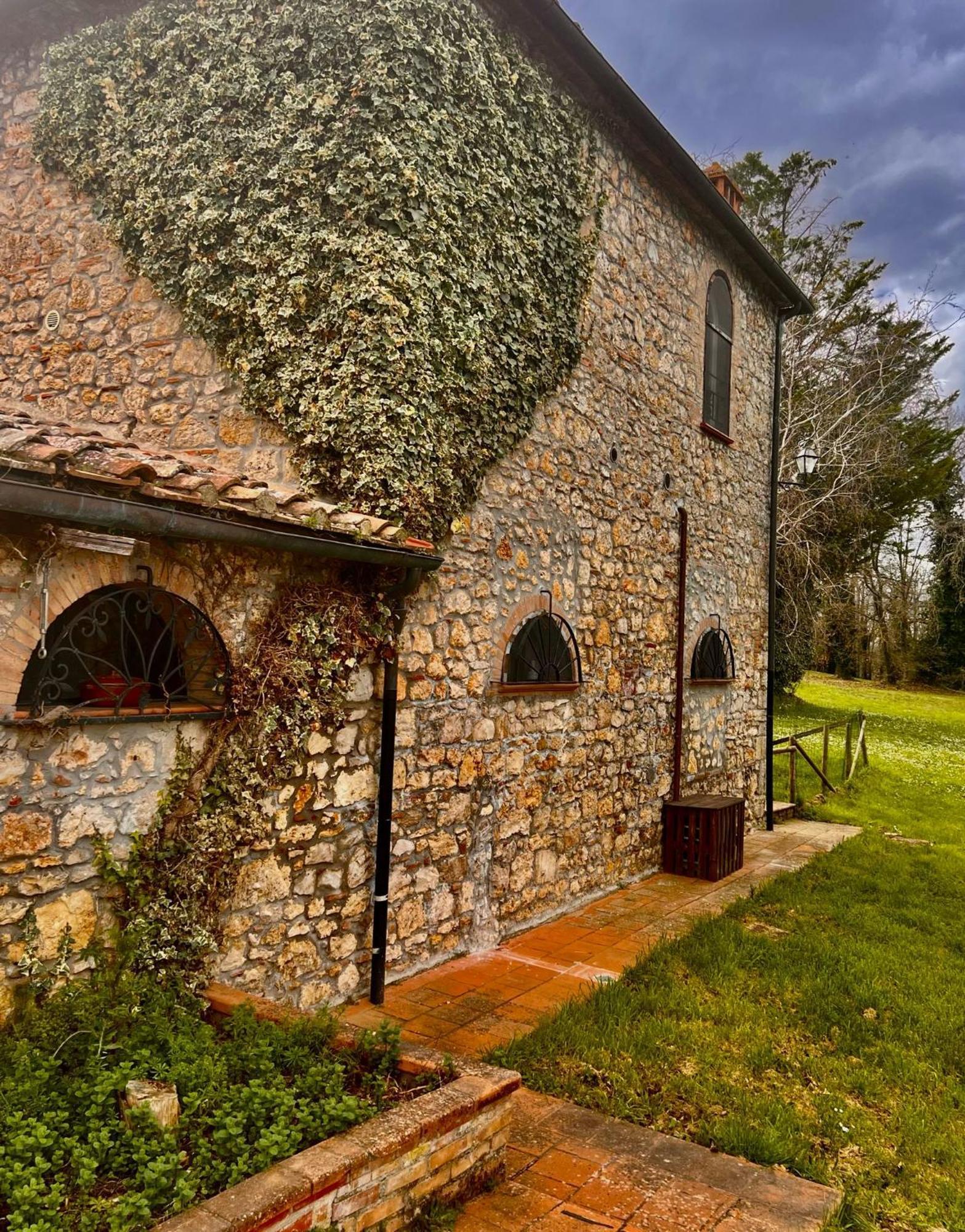 Hotel Il Pietreto Colle di Val d'Elsa Exterior foto